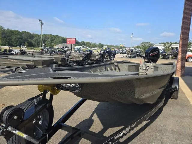 Slide: The Image of War Eagle 860 Ldsv 2024 - 24