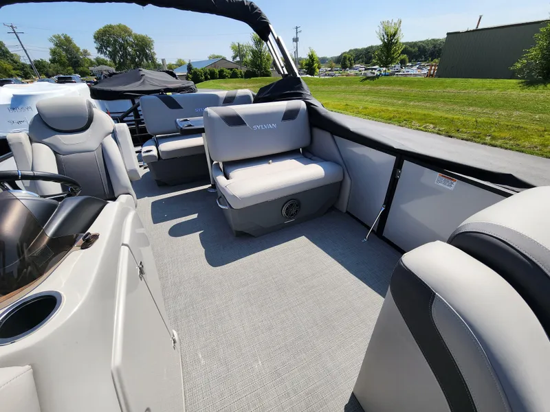 Slide: The Image of Image 7 - 7