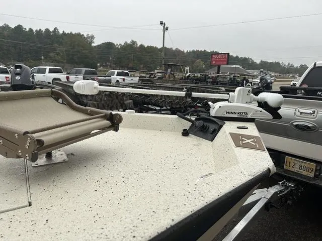 Slide: The Image of Xpress H20B 2024 - 14