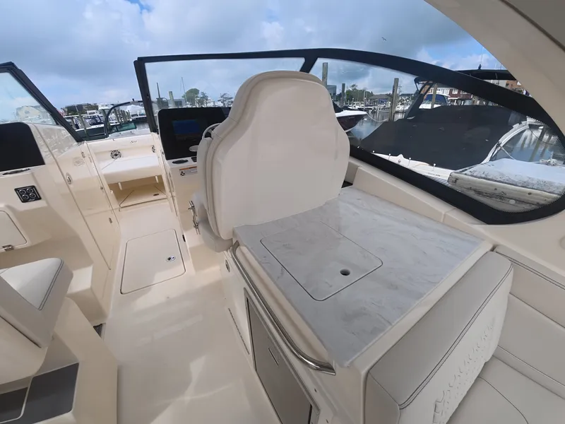 Slide: The Image of Scout 288 Dorado 2027 - 12