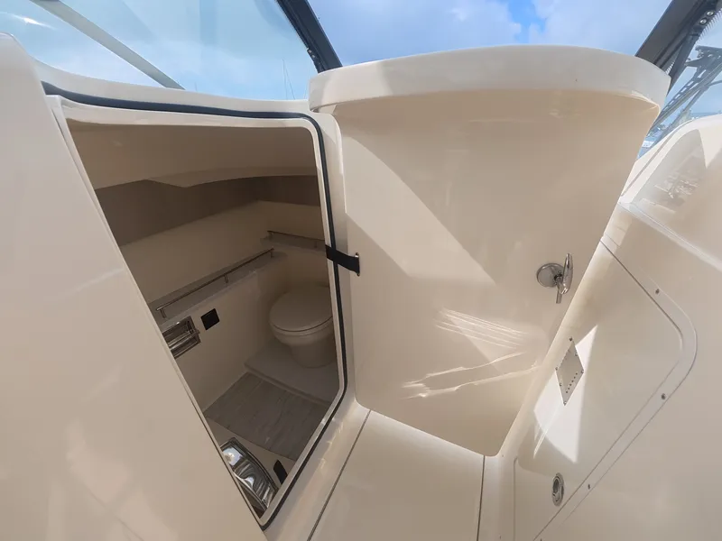 Slide: The Image of Scout 288 Dorado 2027 - 23