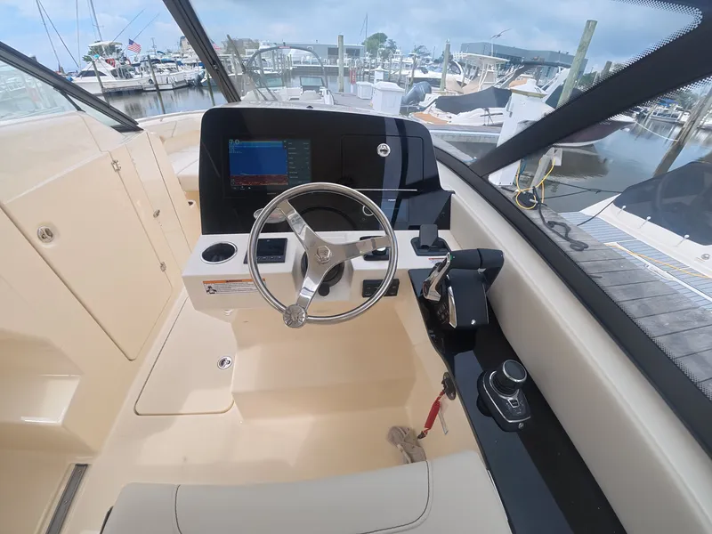 Slide: The Image of Scout 288 Dorado 2027 - 14