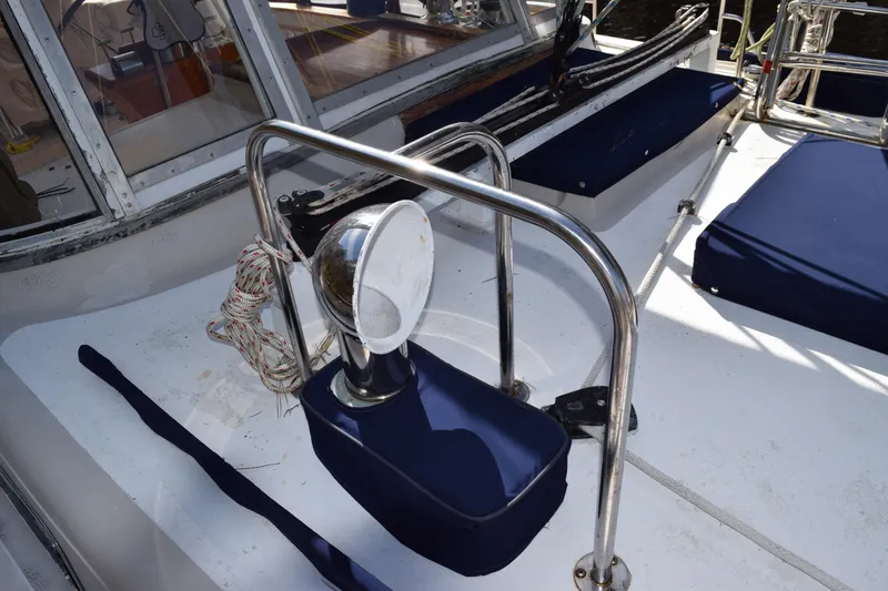 Slide: The Image of Sparkman & Stephens Sunward 48 1989 - 13