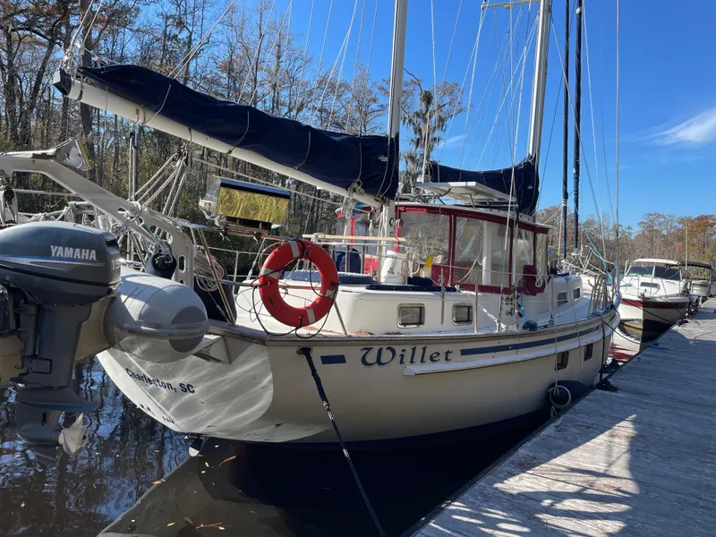 Slide: The Image of Sparkman & Stephens Sunward 48 1989 - 2