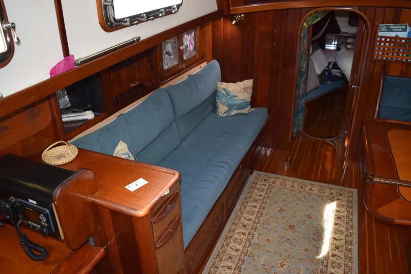 Slide: The Image of Sparkman & Stephens Sunward 48 1989 - 34