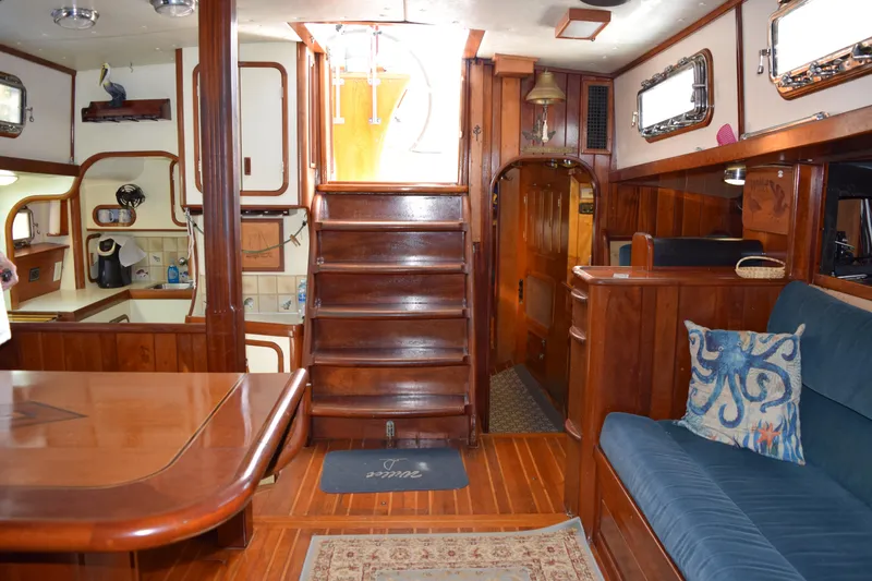 Slide: The Image of Sparkman & Stephens Sunward 48 1989 - 47