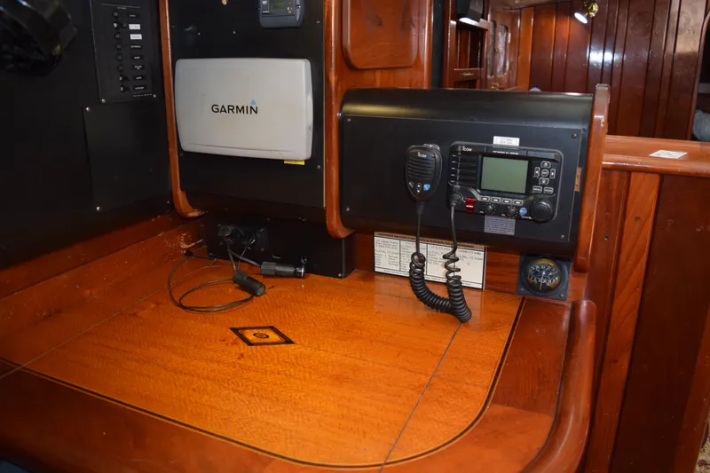 Slide: The Image of Sparkman & Stephens Sunward 48 1989 - 50