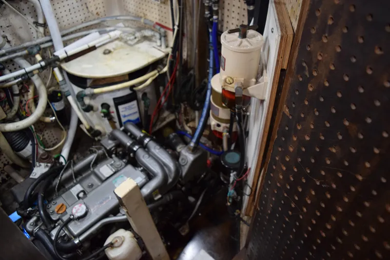 Slide: The Image of Sparkman & Stephens Sunward 48 1989 - 53