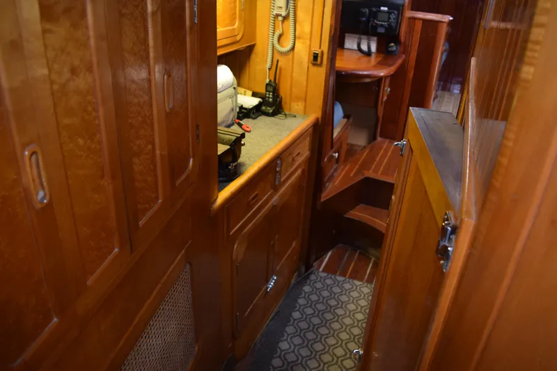 Slide: The Image of Sparkman & Stephens Sunward 48 1989 - 67