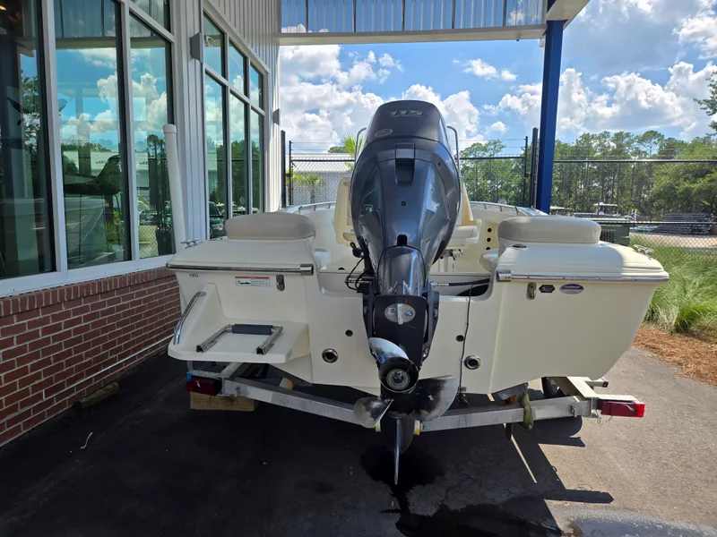 Slide: The Image of Scout 187 SPORTFISH 2012 - 1