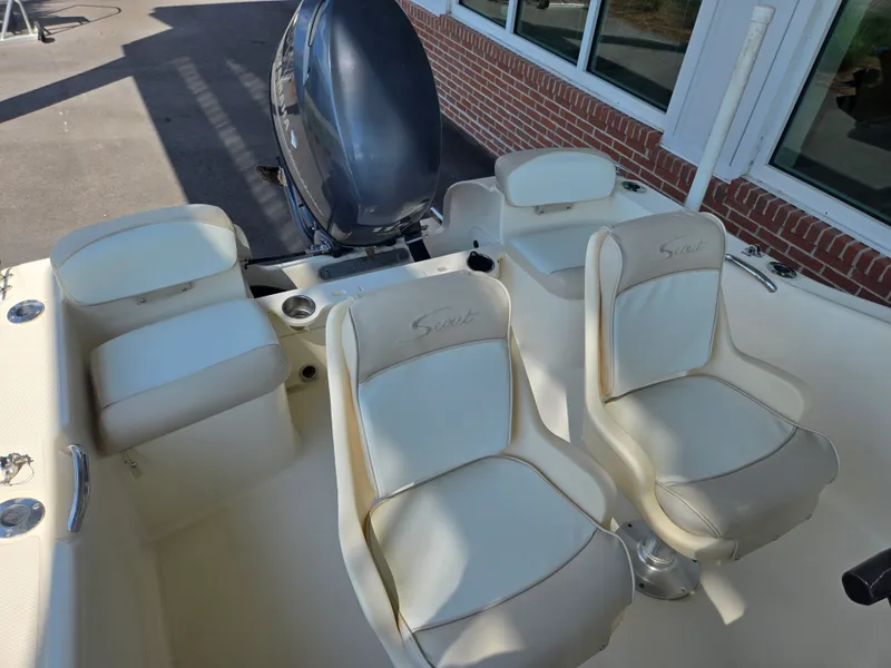 Slide: The Image of Scout 187 SPORTFISH 2012 - 4