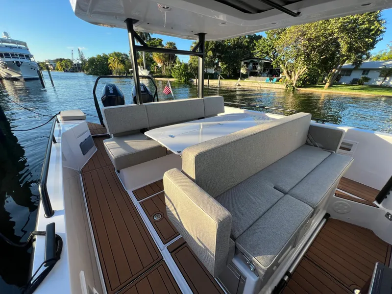 Slide: The Image of Axopar 37 Sun-Top 2023 - 62