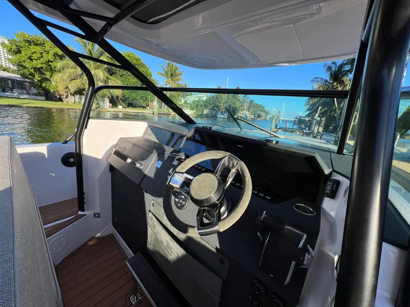 Slide: The Image of Axopar 37 Sun-Top 2023 - 78