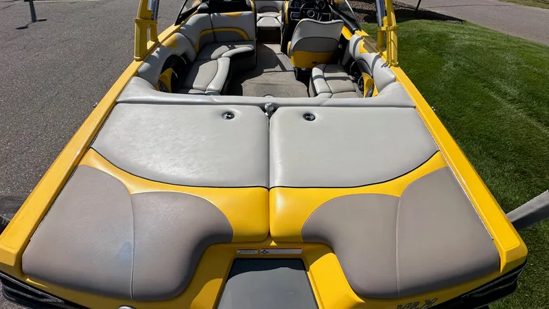 Slide: The Image of Malibu WAKESETTER 21 VLX 2012 - 6