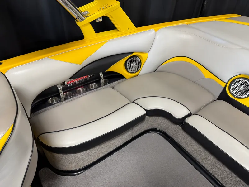 Slide: The Image of Malibu WAKESETTER 21 VLX 2012 - 19