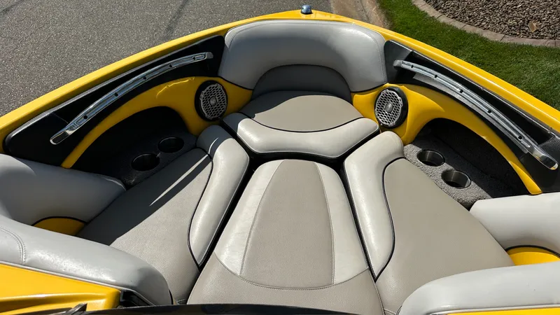 Slide: The Image of Malibu WAKESETTER 21 VLX 2012 - 20