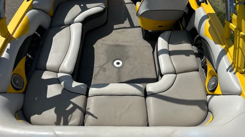 Slide: The Image of Malibu WAKESETTER 21 VLX 2012 - 9