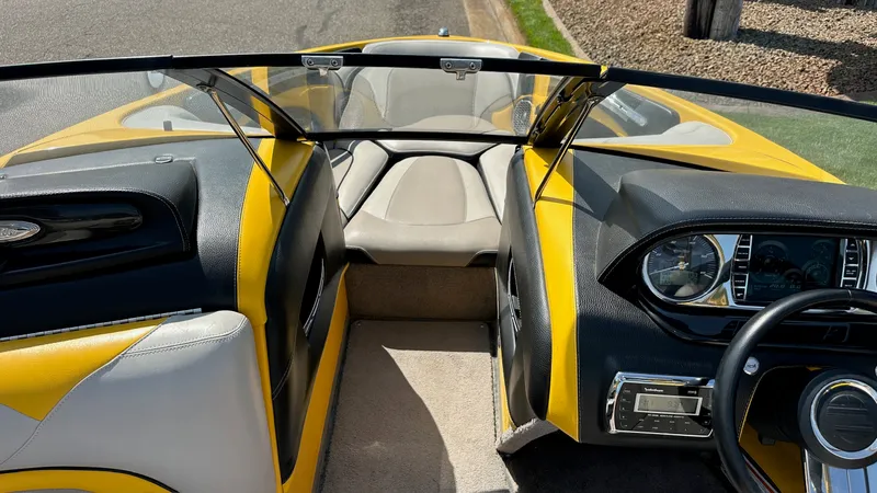 Slide: The Image of Malibu WAKESETTER 21 VLX 2012 - 19