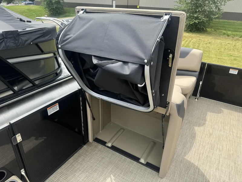 Slide: The Image of Image 6 - 6