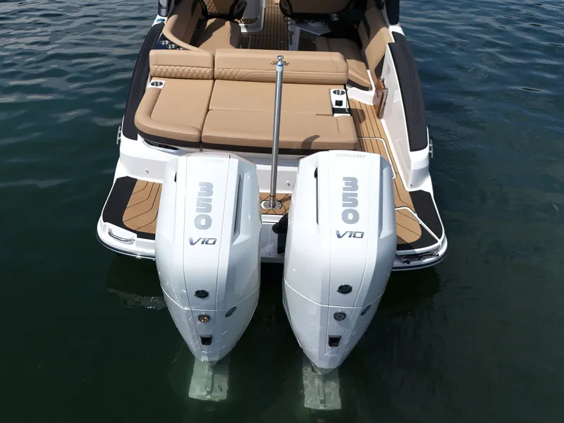 Slide: The Image of Sea Ray SLX 280 Outboard 2027 - 2