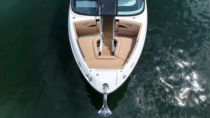 Slide: The Image of Sea Ray SLX 280 Outboard 2027 - 24