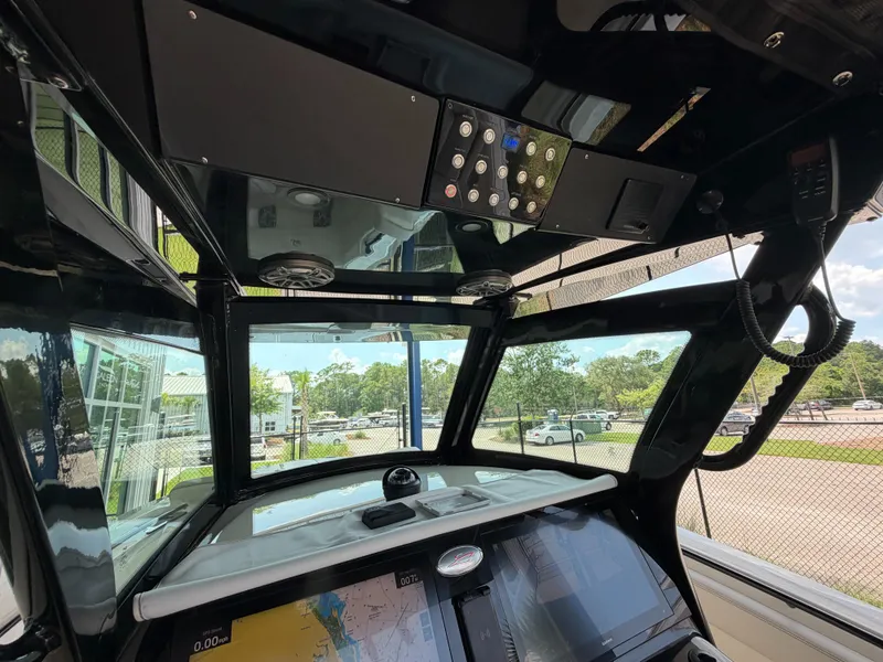 Slide: The Image of Scout 305 LXF 2027 - 17