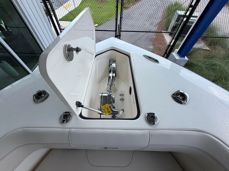 Slide: The Image of Scout 305 LXF 2027 - 25