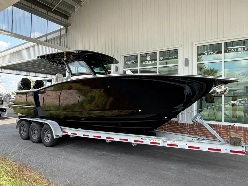 Slide: The Image of Scout 305 LXF 2027 - 26