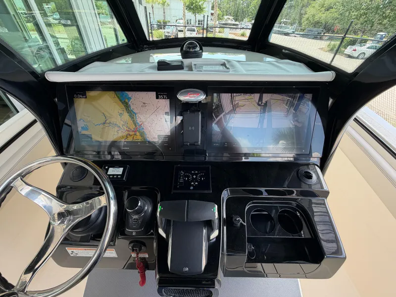 Slide: The Image of Scout 305 LXF 2027 - 16