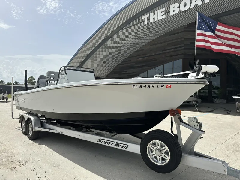 Slide: The Image of Blazer Bay 2700 Hybrid 2021 - 20