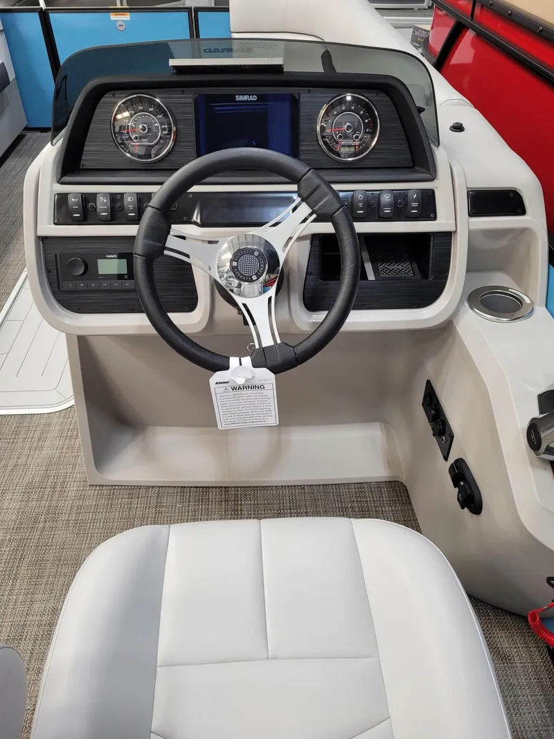 Slide: The Image of Sweetwater SW2286SB 2024 - 13