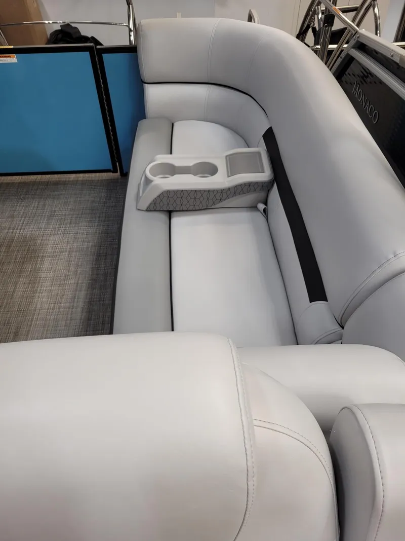 Slide: The Image of Sweetwater SW2286SB 2024 - 7