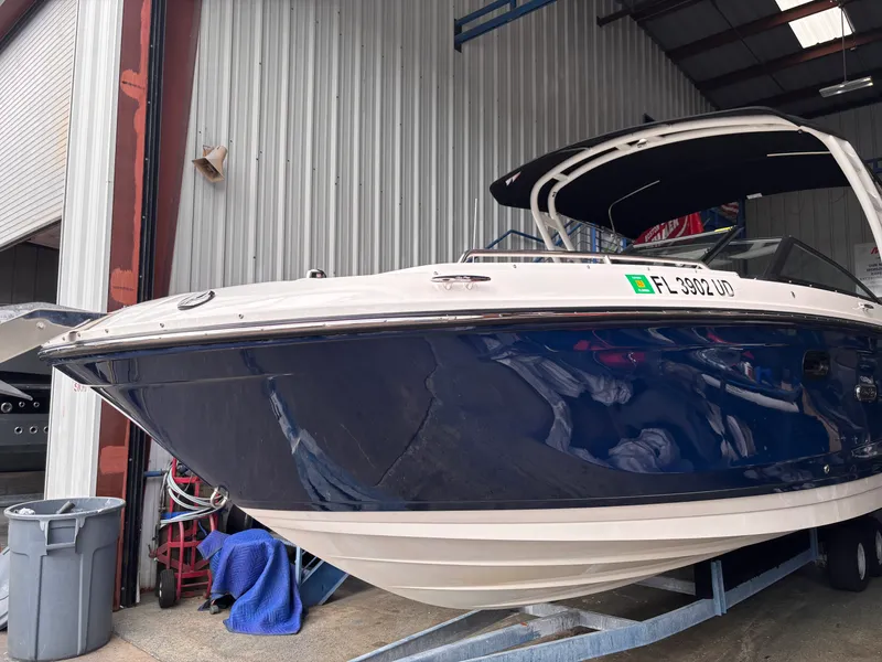 Slide: The Image of Sea Ray SDX 290 Outboard 2026 - 1