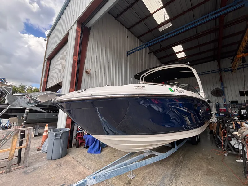 Slide: The Image of Sea Ray SDX 290 Outboard 2026 - 2