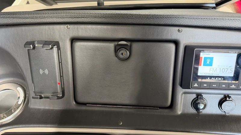 Slide: The Image of Premier 230 S-Series 2022 - 39
