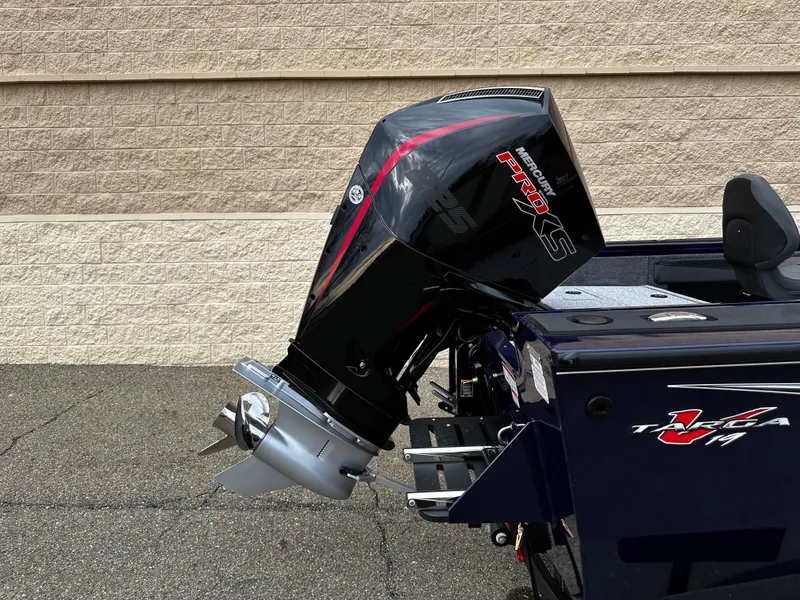 Slide: The Image of 2024 Tracker Targa V-19 WT boat with Mercury Pro XS outboard motor. - 5