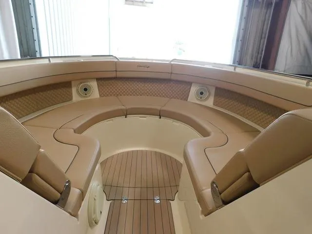 Slide: The Image of Chris-Craft Calypso 35 2022 - 29