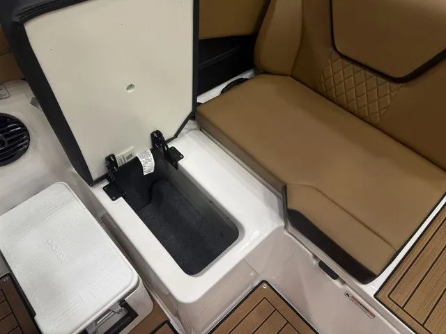 Slide: The Image of Yamaha 222SD 2026 - 8