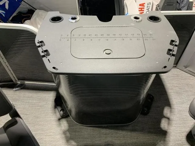 Slide: The Image of Bennington SV Fishing 20 SVF Pontoon 2024 - 16