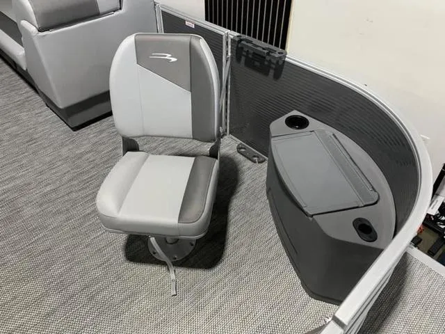 Slide: The Image of Bennington SV Fishing 20 SVF Pontoon 2024 - 5