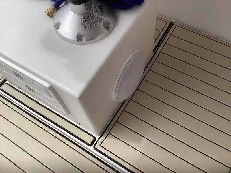 Slide: The Image of Ellis Downeast Hardtop 1993 - 41