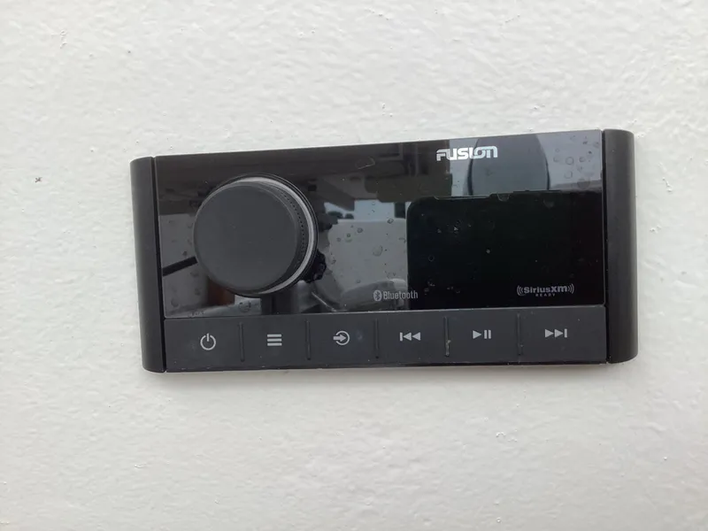 Slide: The Image of Ellis Downeast Hardtop 1993 - 44