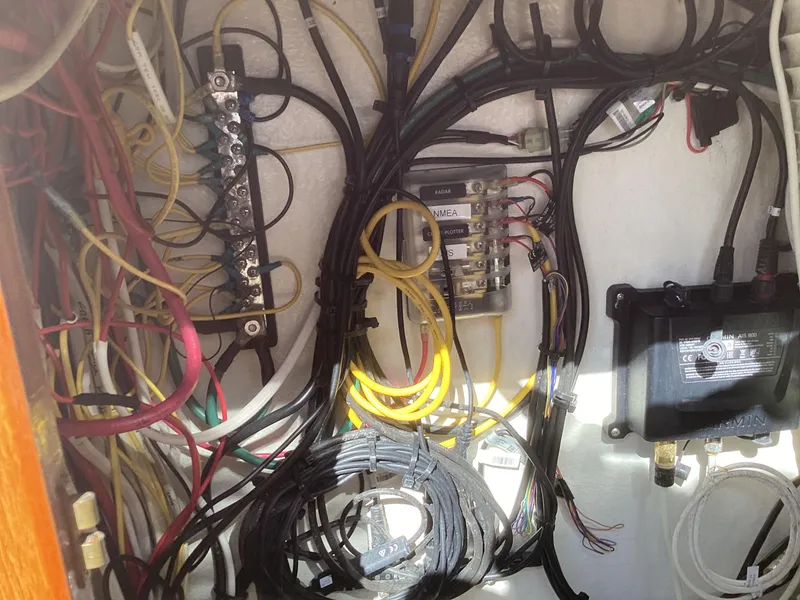 Slide: The Image of Ellis Downeast Hardtop 1993 - 51