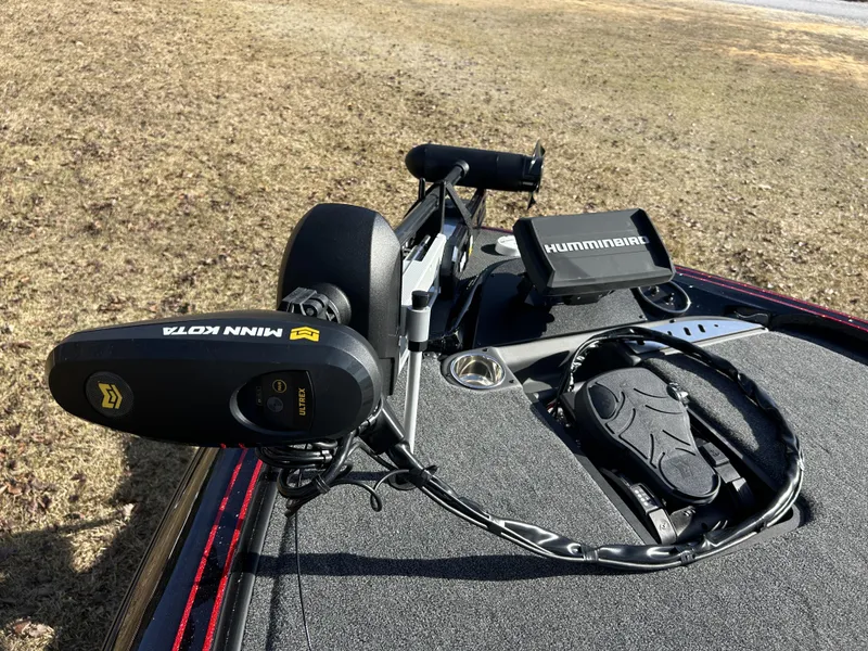 Slide: The Image of Triton 18 TrX 2024 - 19