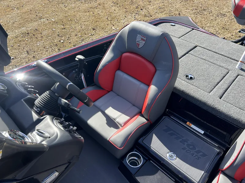 Slide: The Image of Triton 18 TrX 2024 - 20