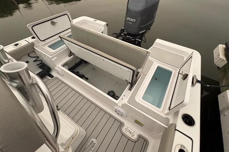 Slide: The Image of Sportsman Masters 227 Bay Boat 2023 - 16