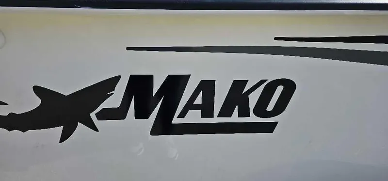 Slide: The Image of Mako Pro Skiff 19 CC 2024 logo on boat exterior - 4