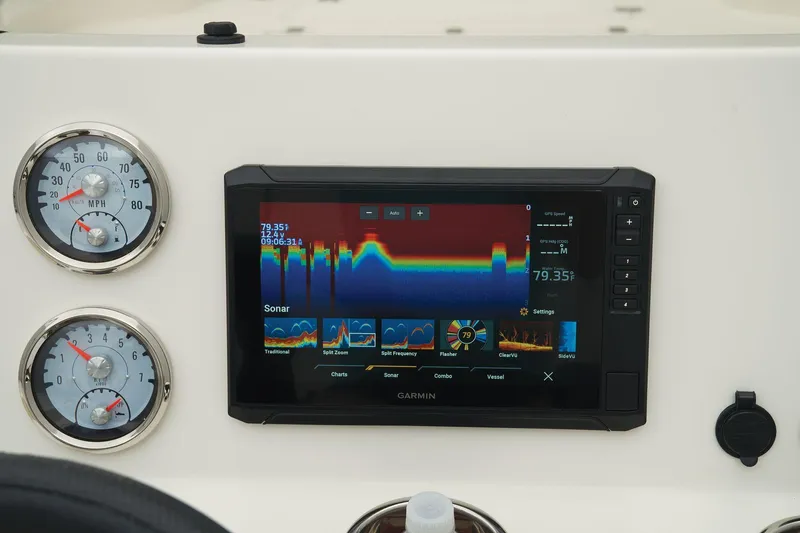 Slide: The Image of Mako Pro Skiff 19 CC 2024 - 46