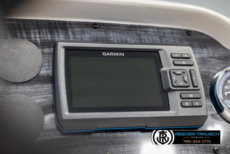 Slide: The Image of 2024 Avalon LSZ ELW dashboard with Garmin navigation system - 37