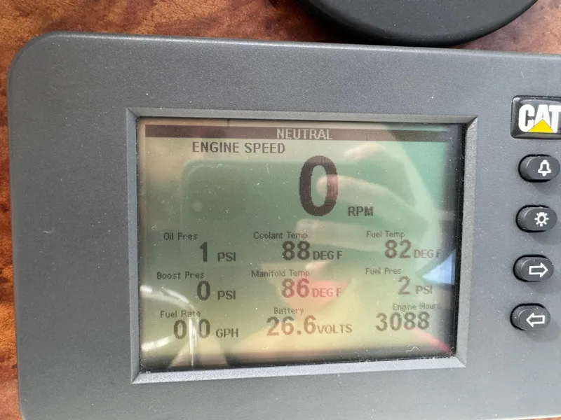 Slide: The Image of Digital engine display of a 2006 Neptunus 55 Cabrio showing various engine parameters. - 43